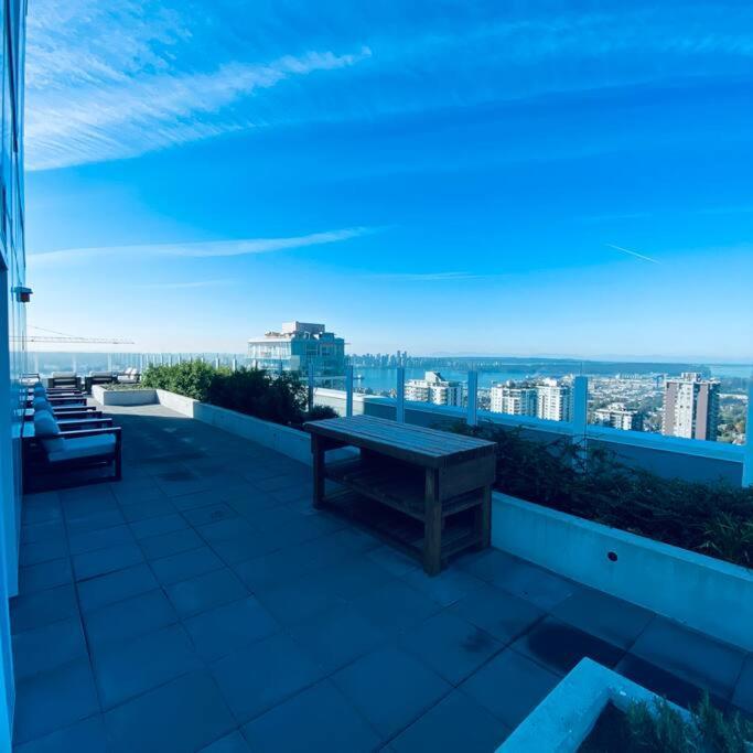 360º Rooftop Patio Views. Your-Home-Away-From-Home Северный Ванкувер Экстерьер фото